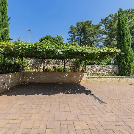 ヴィラ Eda By Interhome *