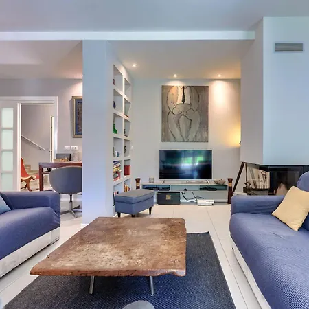 Eda By Interhome