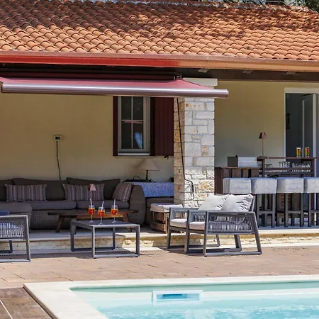 Eda By Interhome